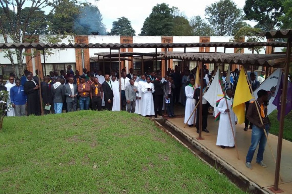 GRAND SEMINAIRE SAINT JEAN-PAUL II DE GITEGA :COUP D’ENVOI DES MAC ET AUTRES ASSOCIATIONS ECCLESIALES